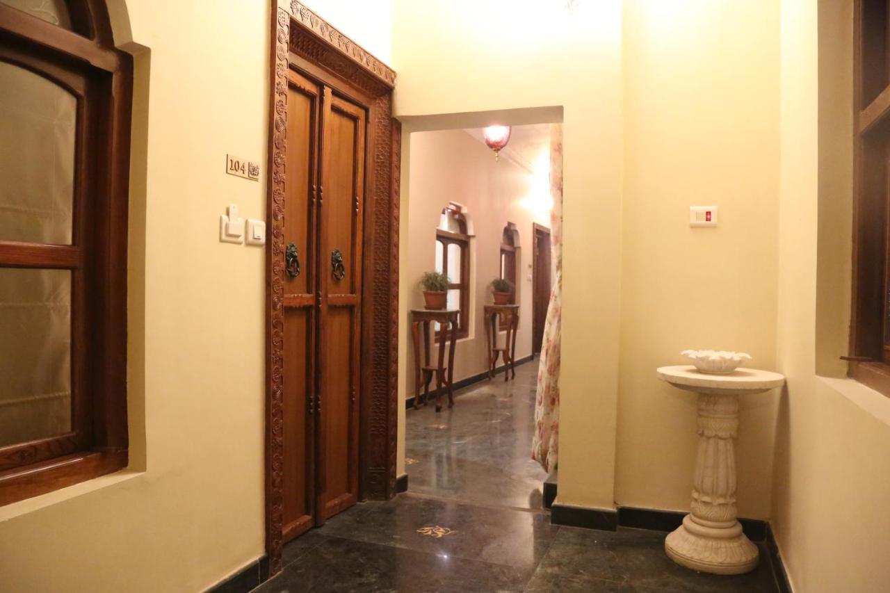 Vijaigarh Kothi - Heritage Boutique Varanasi Eksteriør bilde