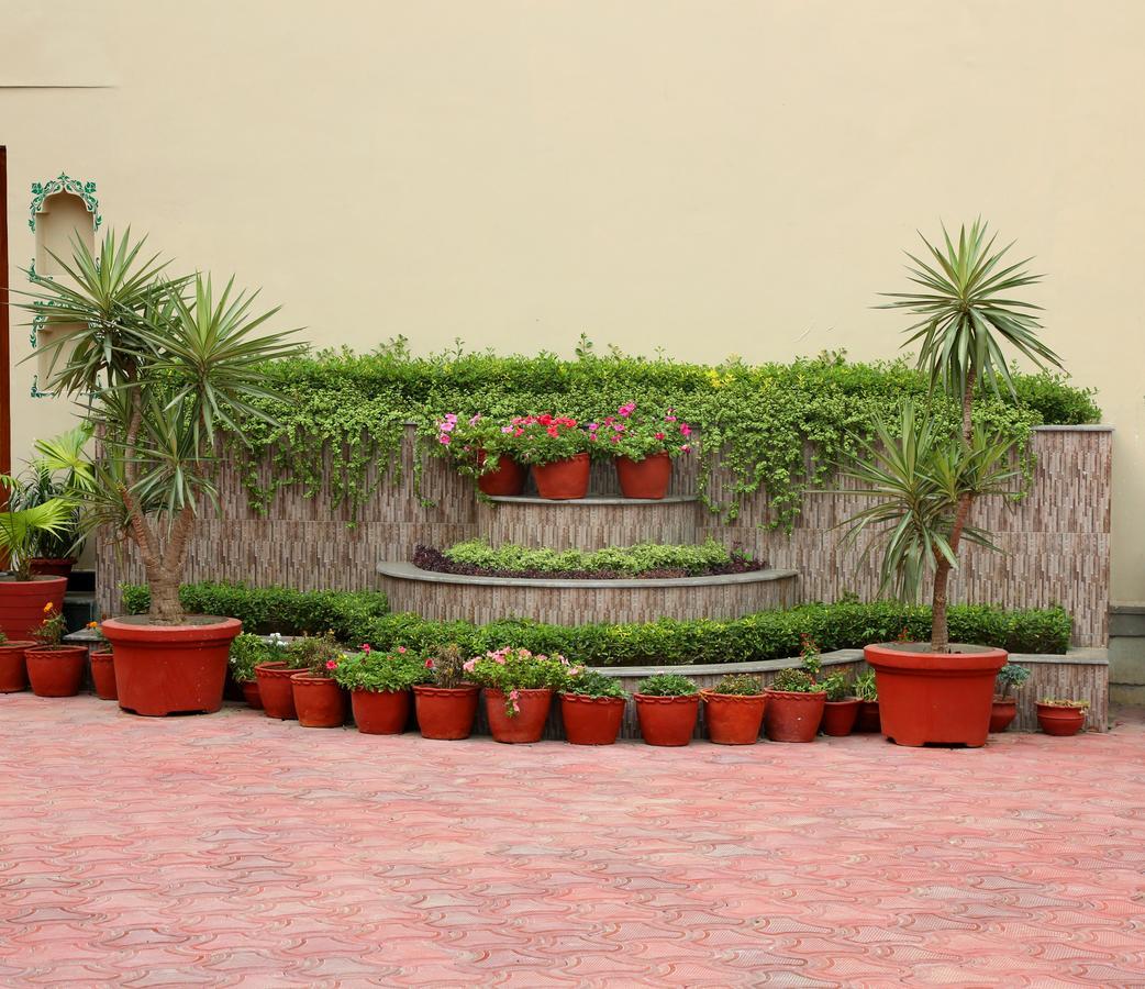 Vijaigarh Kothi - Heritage Boutique Varanasi Eksteriør bilde